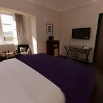 Henri Hotel 4*