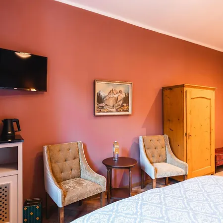 Henri キッツビュール