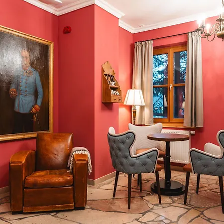 Henri Hotel 4*