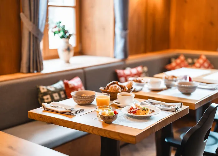 Henri Hotel Kitzbuehel 4*