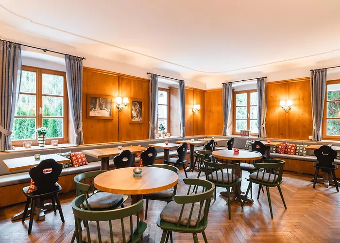 Henri Hotel Kitzbuehel ホテル