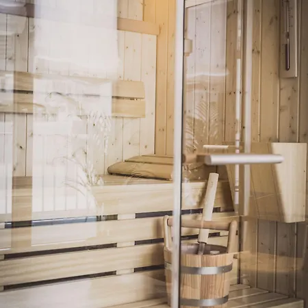 Hotel Henri 4*